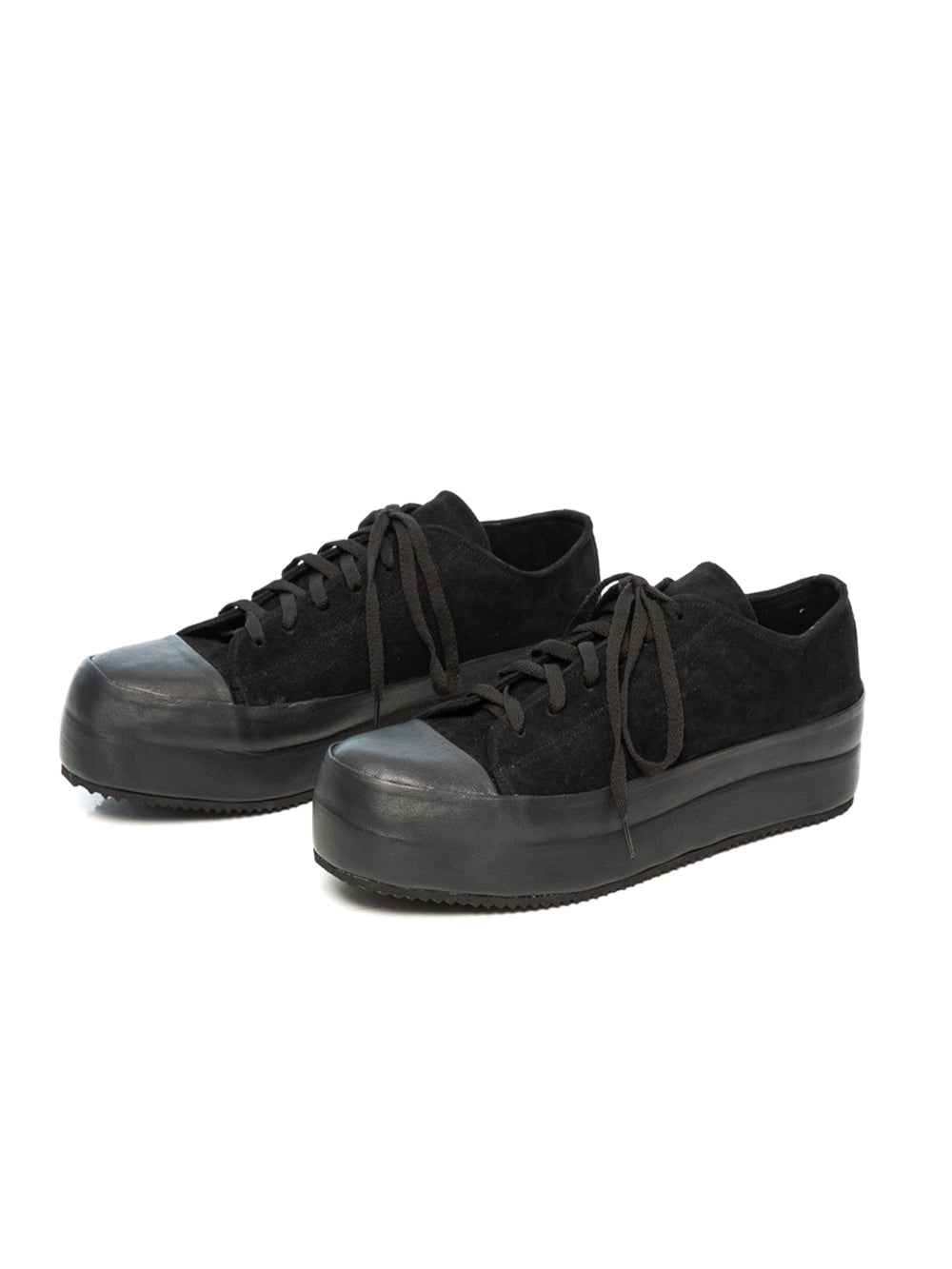 Traverse Leather Sneakers