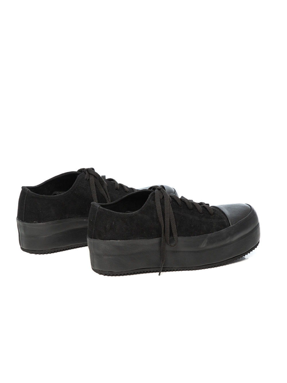 Traverse Leather Sneakers