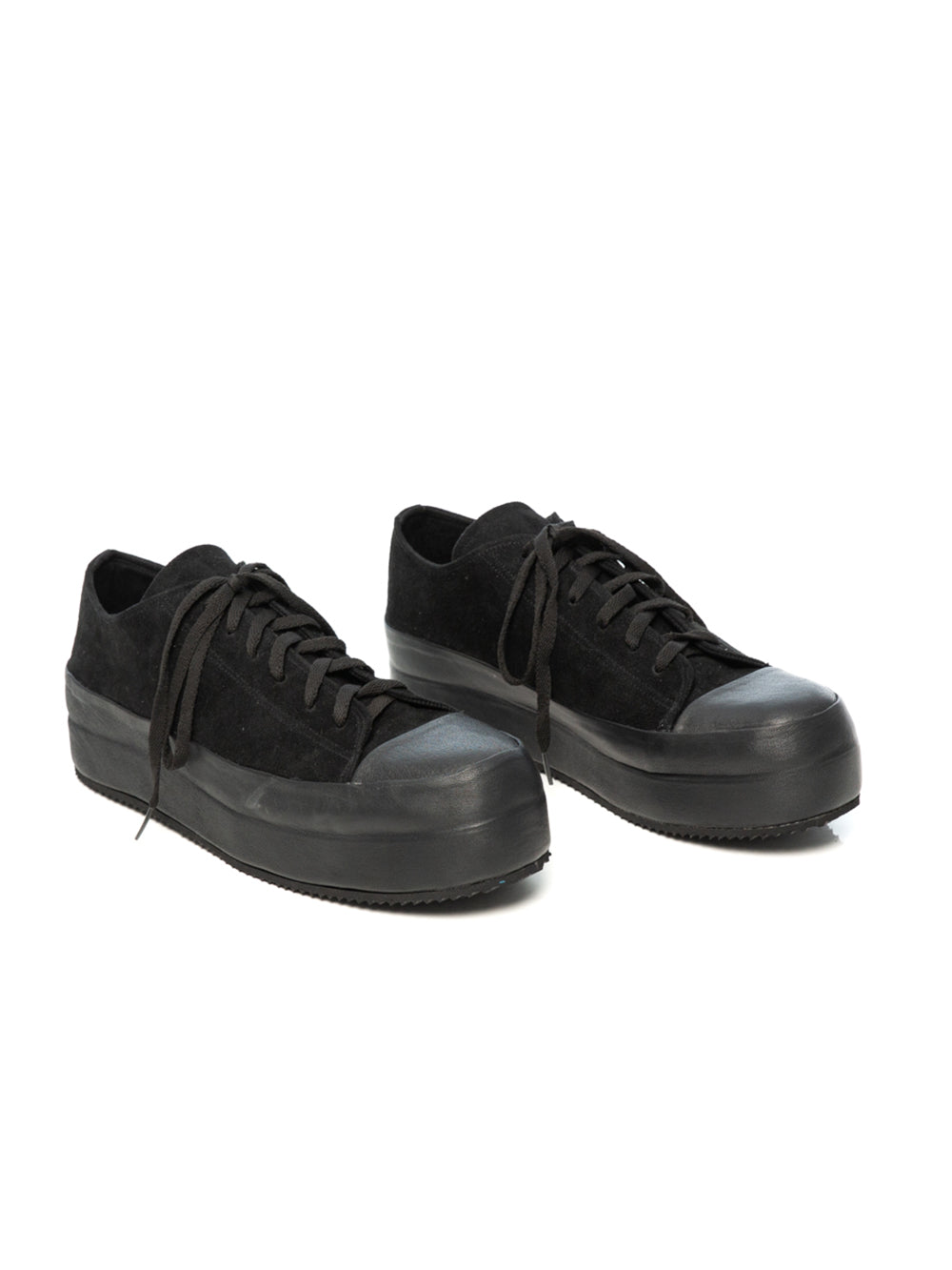 Traverse Leather Sneakers