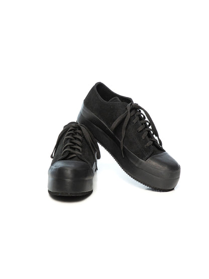 Traverse Leather Sneakers